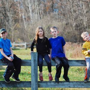 Meet your Posher, Dee